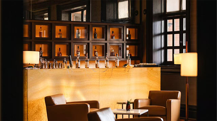 bao li xuan bvlgari hotel shanghai  restaurant whisky bar
